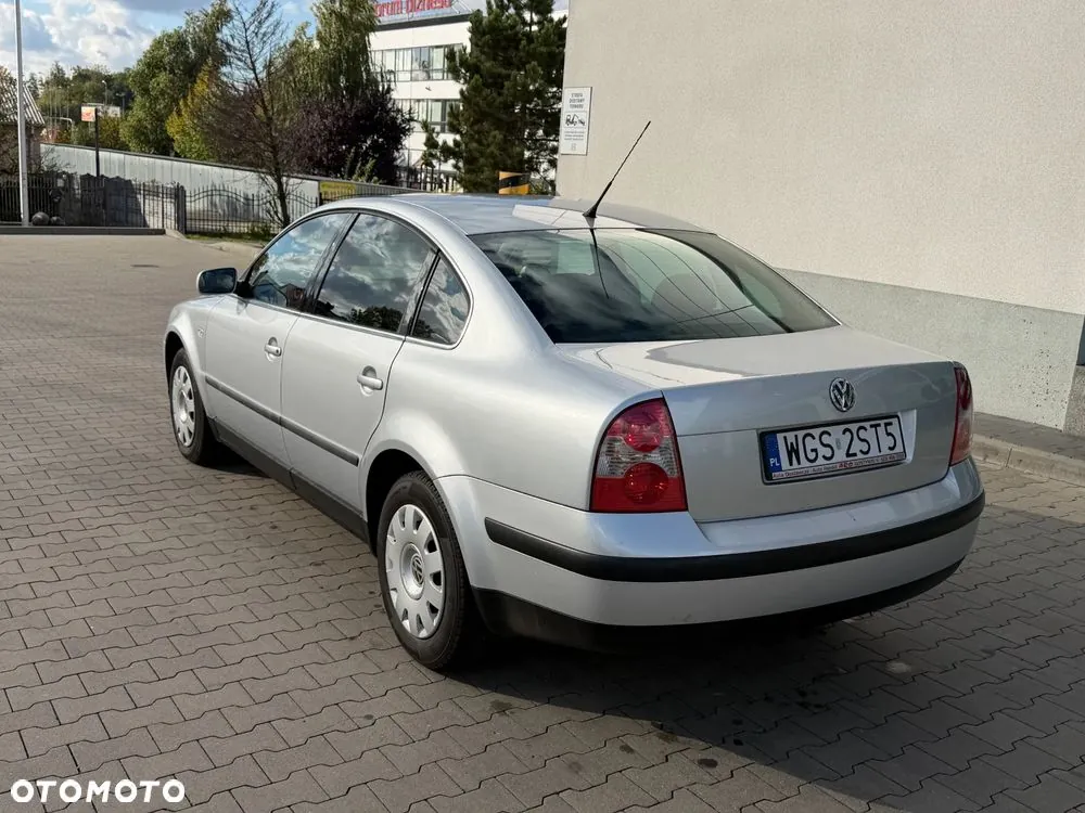 Volkswagen Passat 2004 photo 5