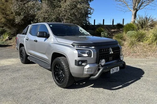 Mitsubishi Triton
