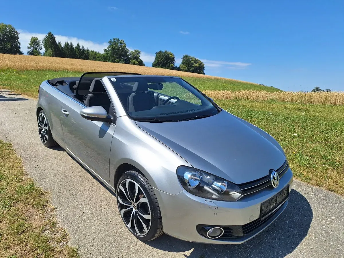 Volkswagen Golf 2011 photo 3
