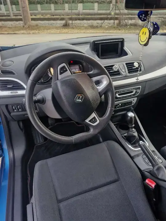 Renault Mégane 2012 photo 3