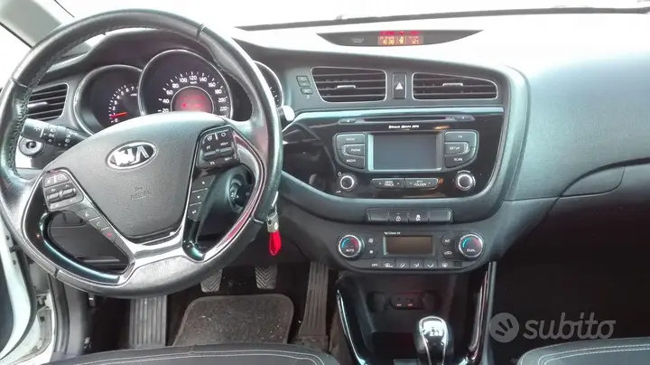 Kia Ceed 2015 photo 4