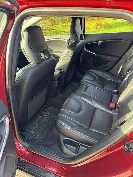 Volvo V40 Cross Country 2013 photo 4