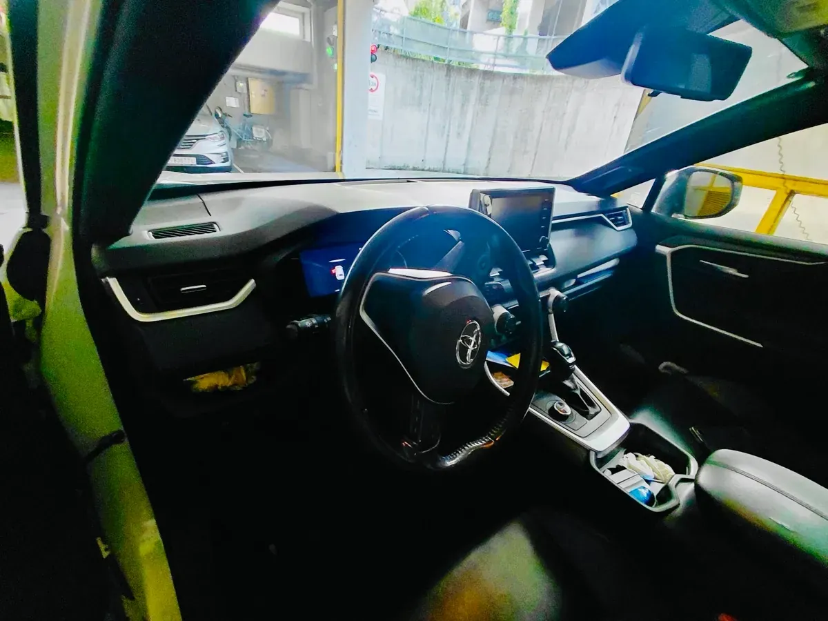 Toyota Rav4 2020 photo 3