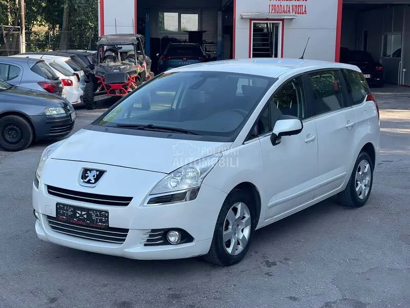 Peugeot 5008 2010 photo 2