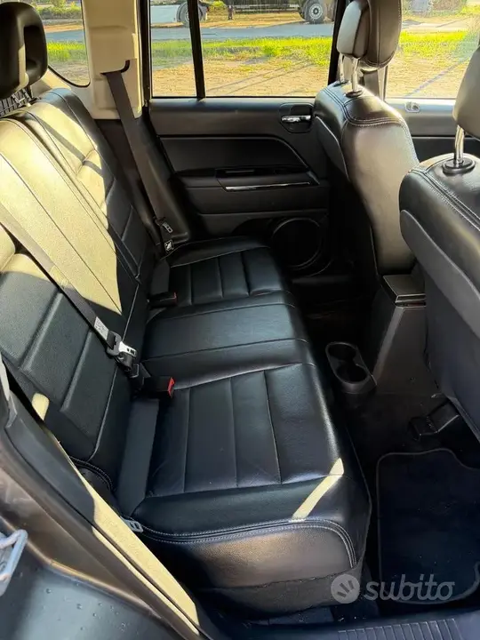 Jeep Compass 2011 photo 4