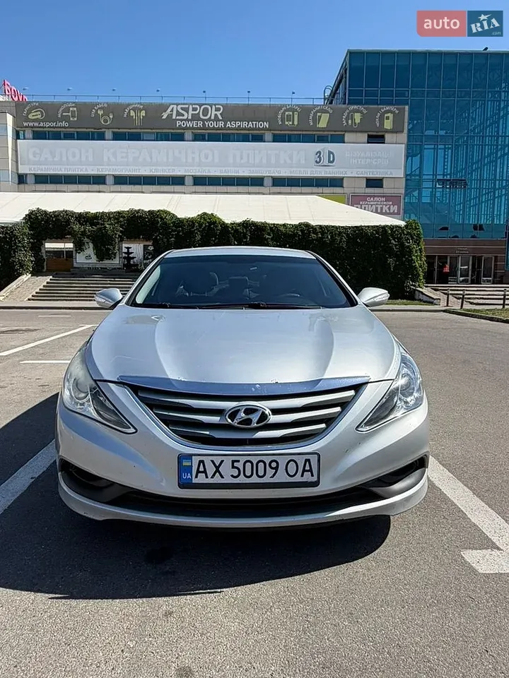Hyundai Sonata