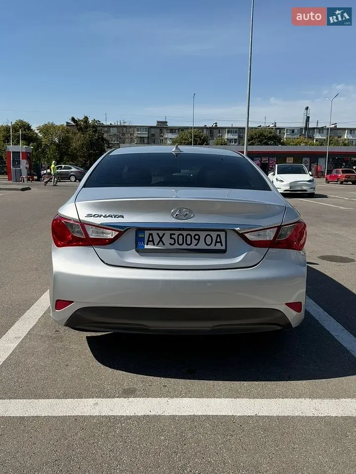 Hyundai Sonata 2014 photo 4
