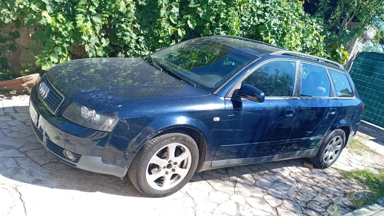 Audi A4 2004 photo 2