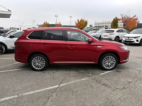 Mitsubishi Outlander 2020 photo 4