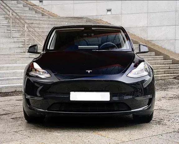 Tesla Model Y 2021 photo 2