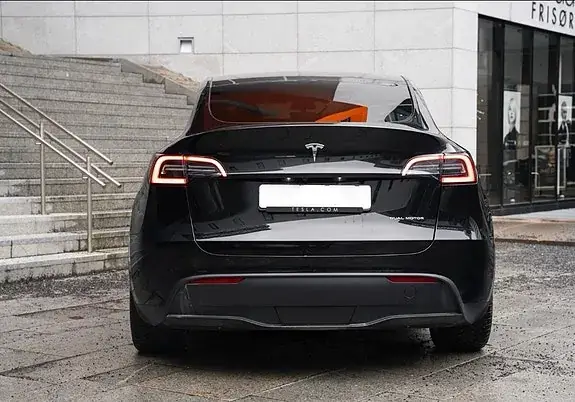 Tesla Model Y 2021 photo 3