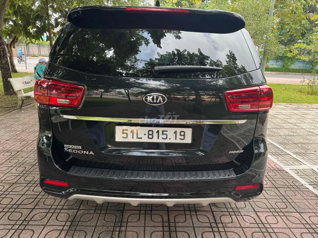Kia Sedona 2020 photo 2