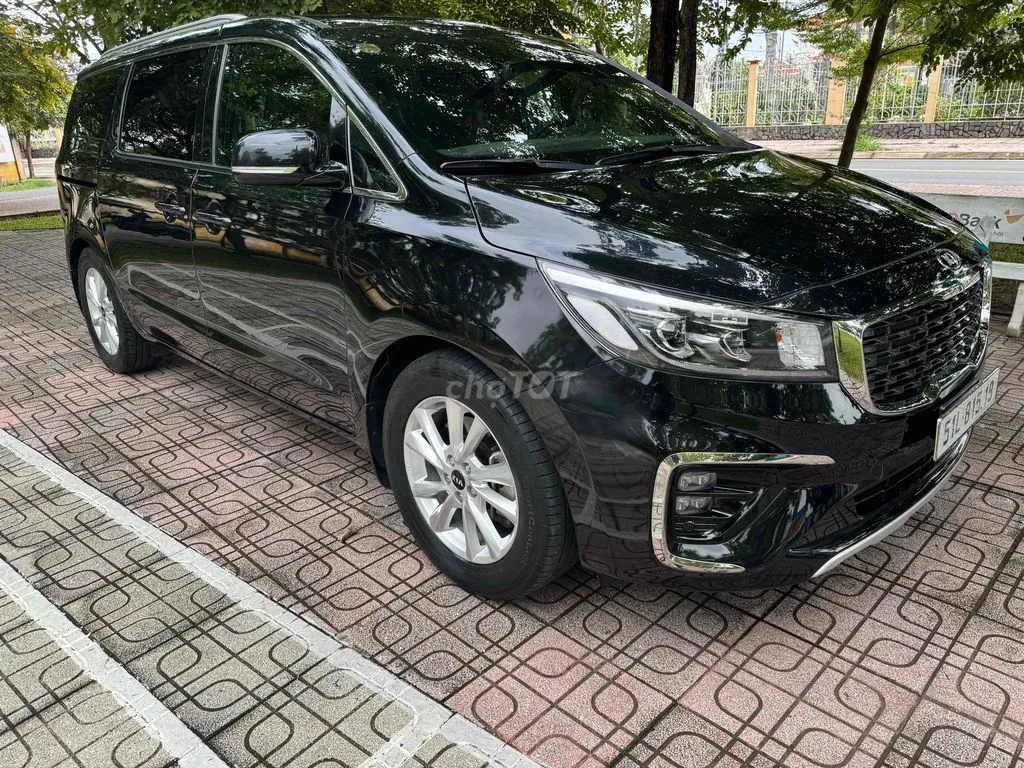 Kia Sedona 2020 photo 3