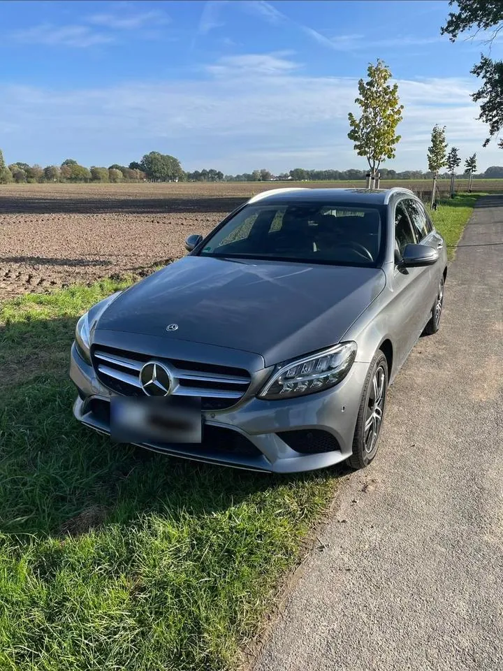 Mercedes-Benz C 220 D