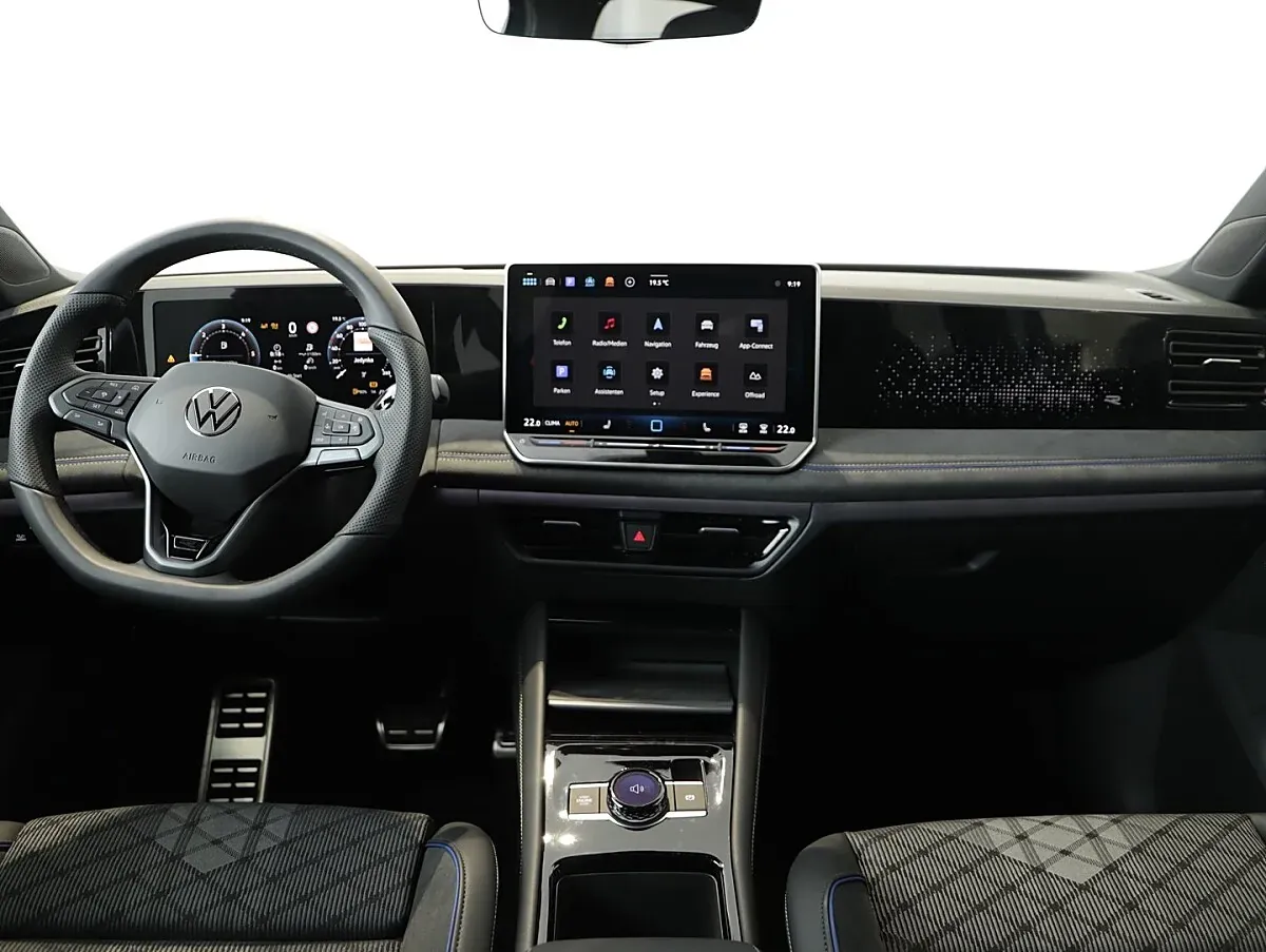 Volkswagen Tiguan 2026 photo 2