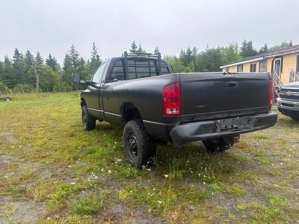 Dodge Ram 2500 2003 photo 5