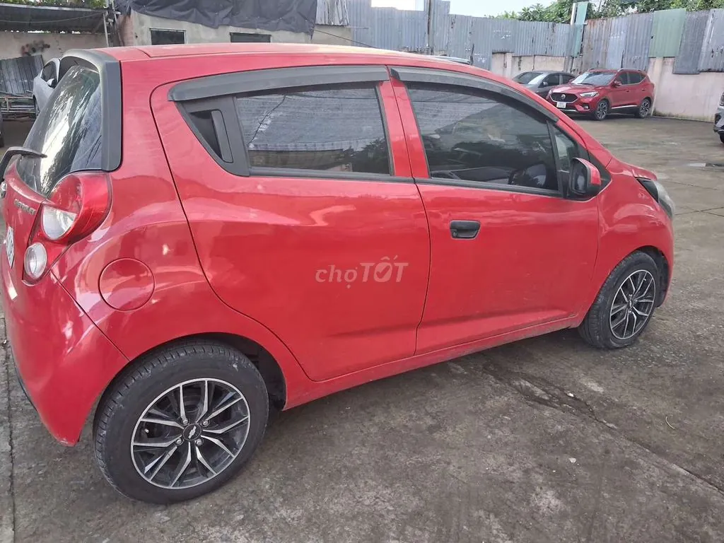 Chevrolet Spark 2015 photo 2