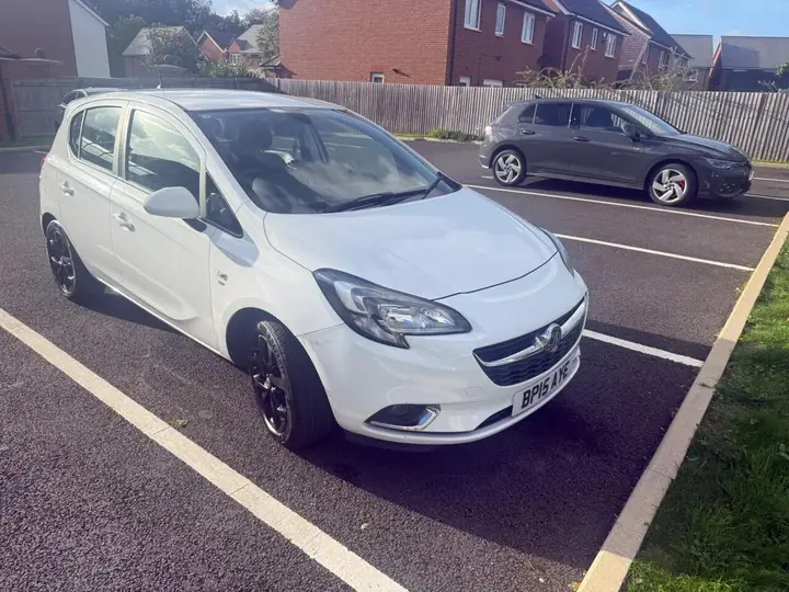 Vauxhall Corsa 2015 photo 2