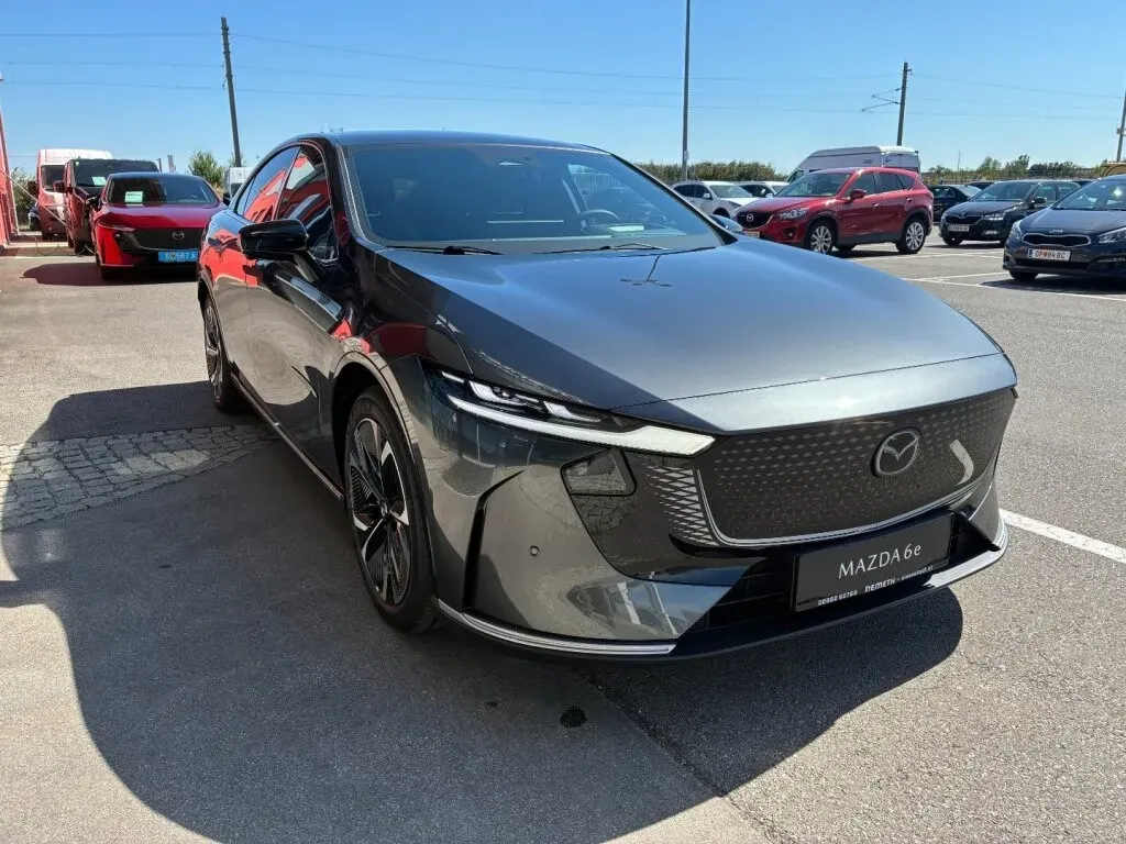 Mazda Mazda6E photo 3