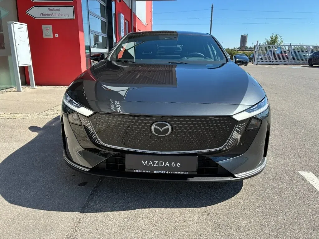 Mazda Mazda6E photo 2
