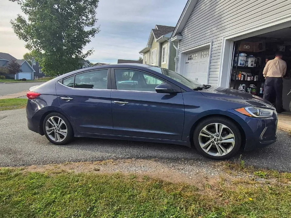 Hyundai Elantra 2017 photo 2