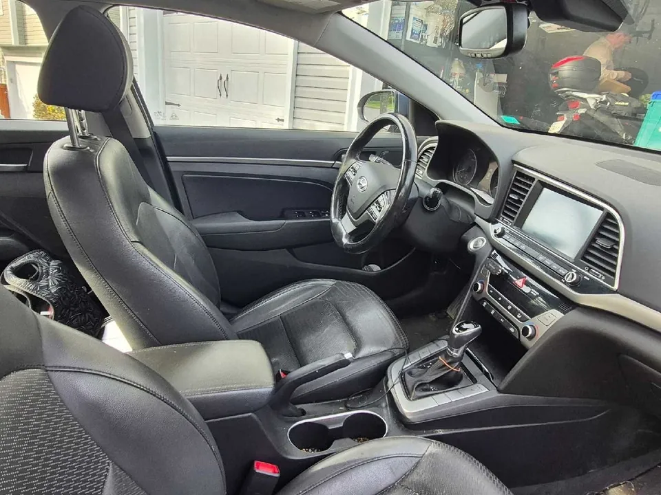 Hyundai Elantra 2017 photo 4