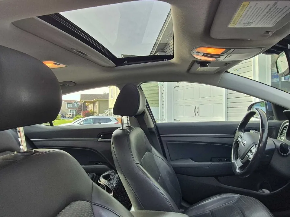 Hyundai Elantra 2017 photo 3