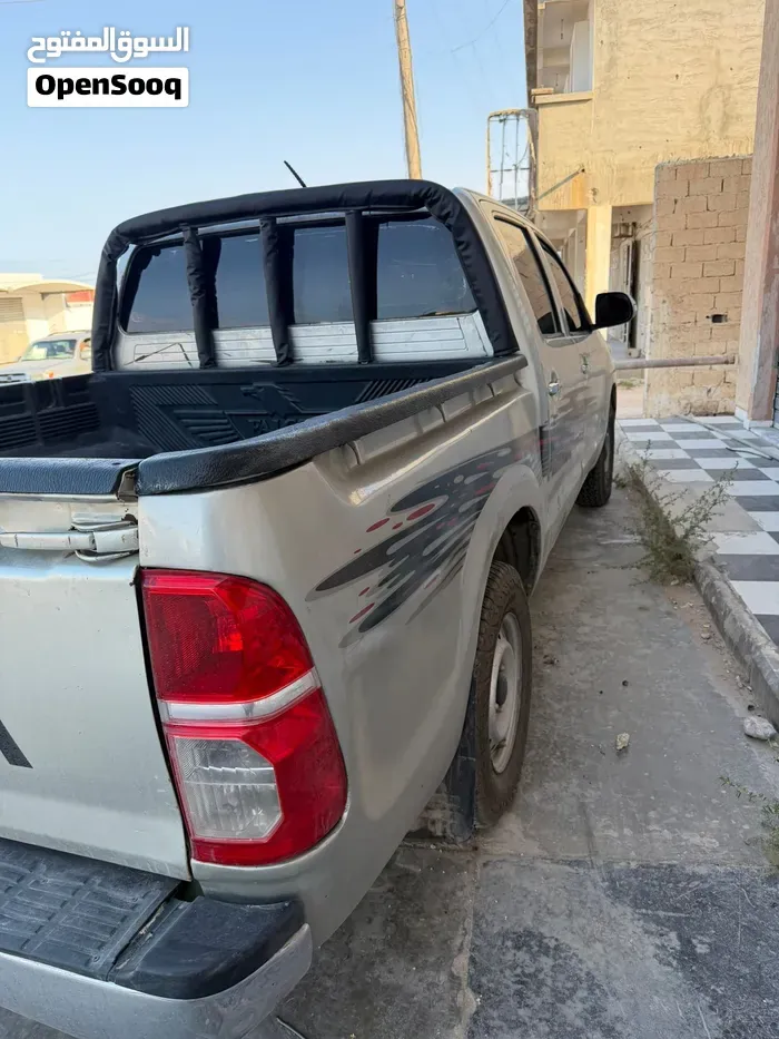 Toyota Hilux 2007 photo 3