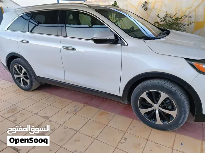 Kia Sorento 2017 photo 2