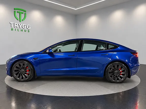 Tesla Model 3 2021 photo 2