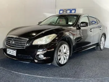 Nissan Fuga 2010 photo 4