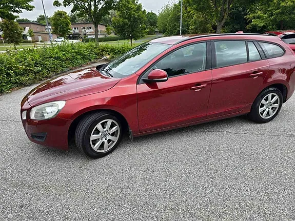 Volvo V60 2012 photo 3