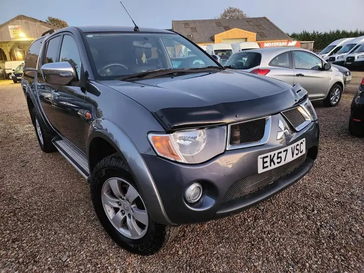 Mitsubishi L200 2007 photo 5
