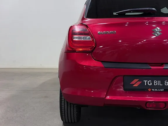 Suzuki Swift 2017 photo 5