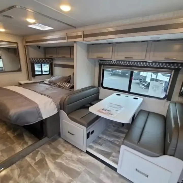 Ford E-450