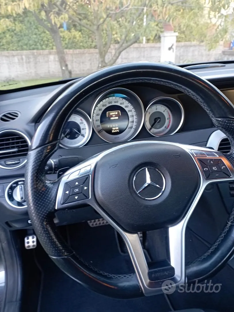 Mercedes-Benz C-Class 2014 photo 4