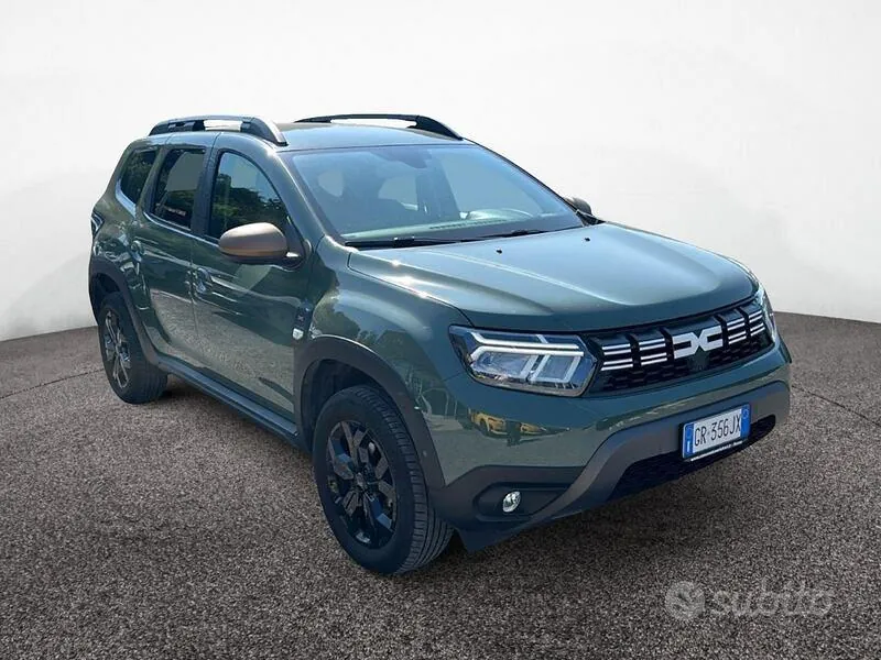 Dacia Duster 2023 photo 2