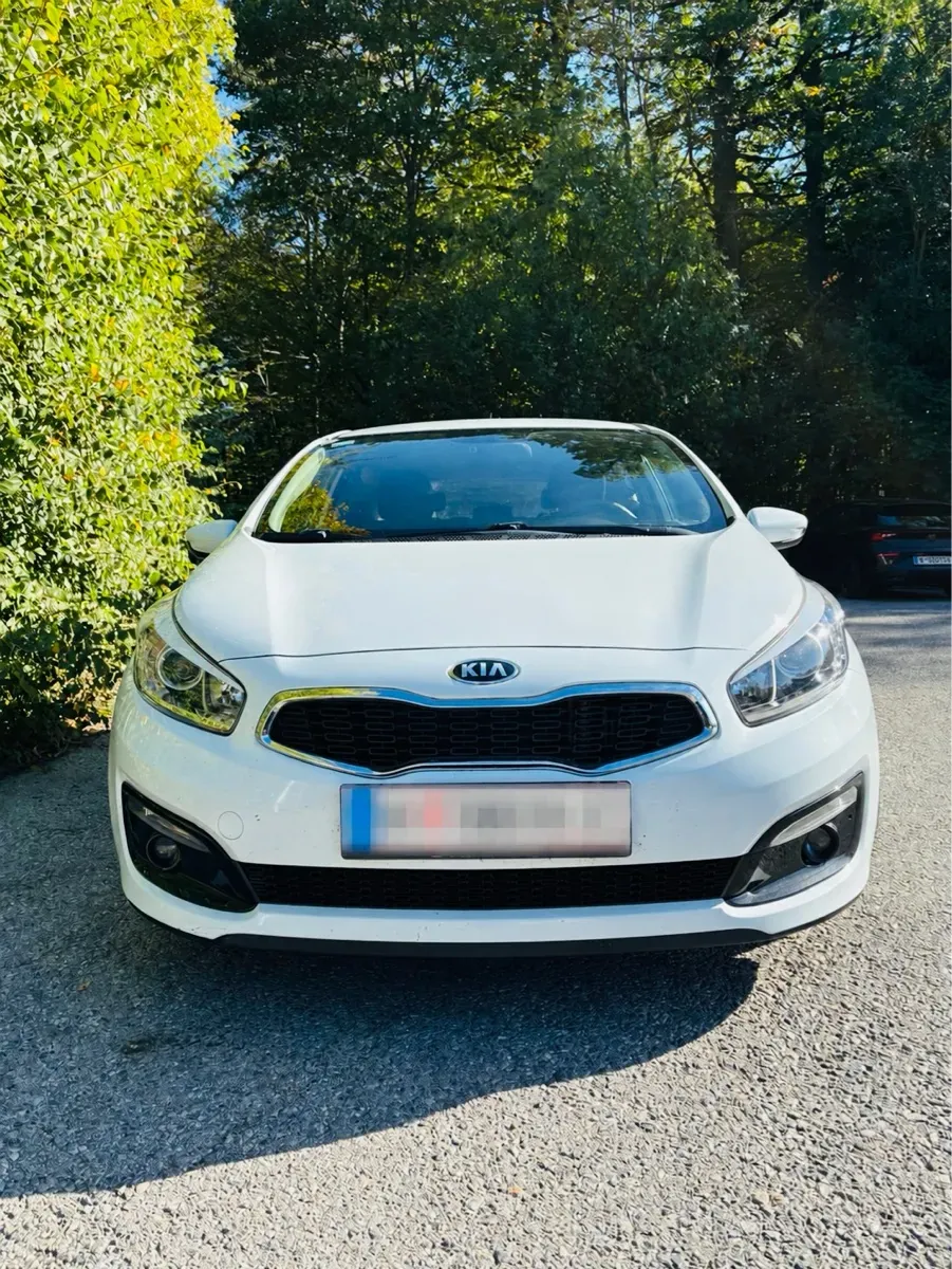 Kia Proceed