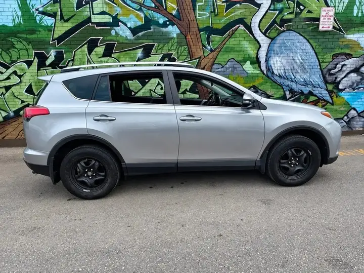 Toyota Rav4 2016 photo 3