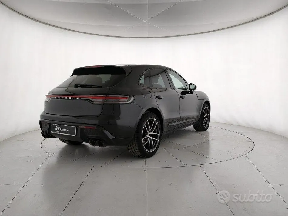 Porsche Macan 2023 photo 4
