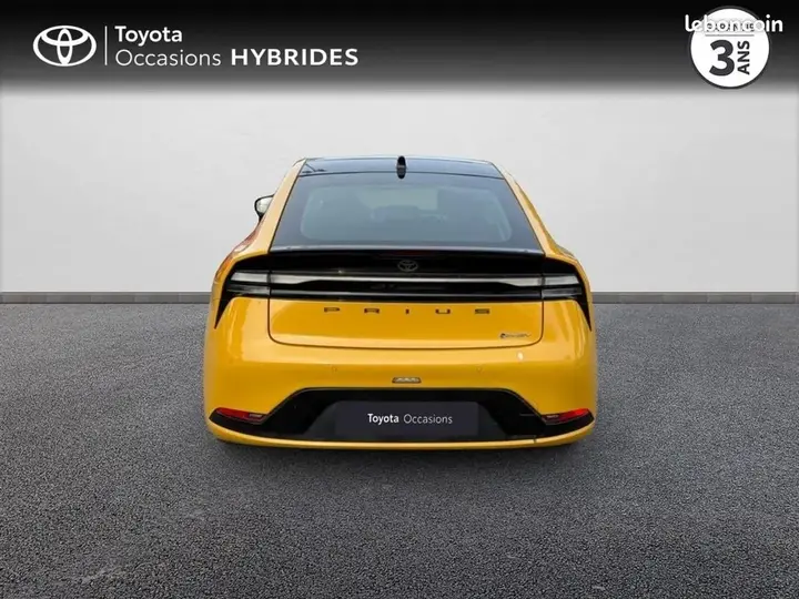 Toyota Prius 2023 photo 4