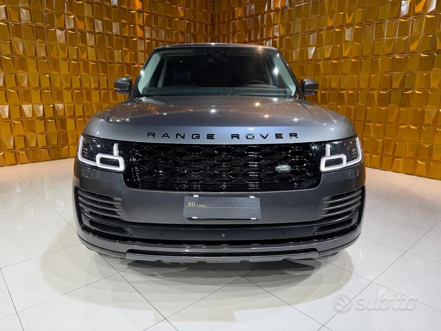 Land Rover Range Rover 2018 photo 2