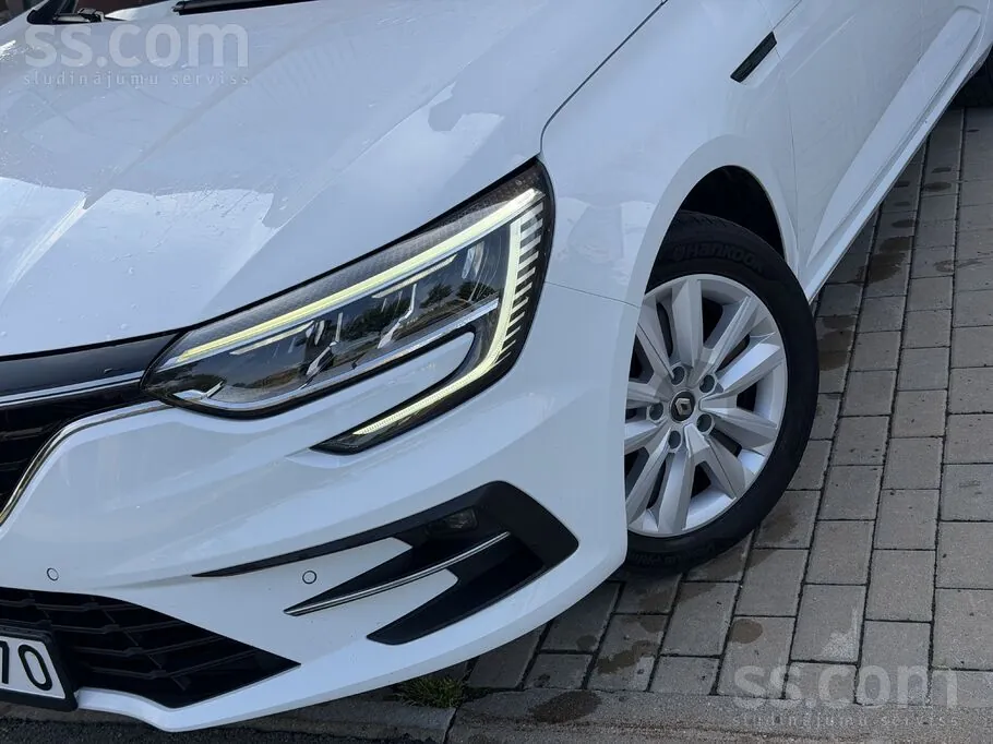 Renault Megane 2021 photo 2
