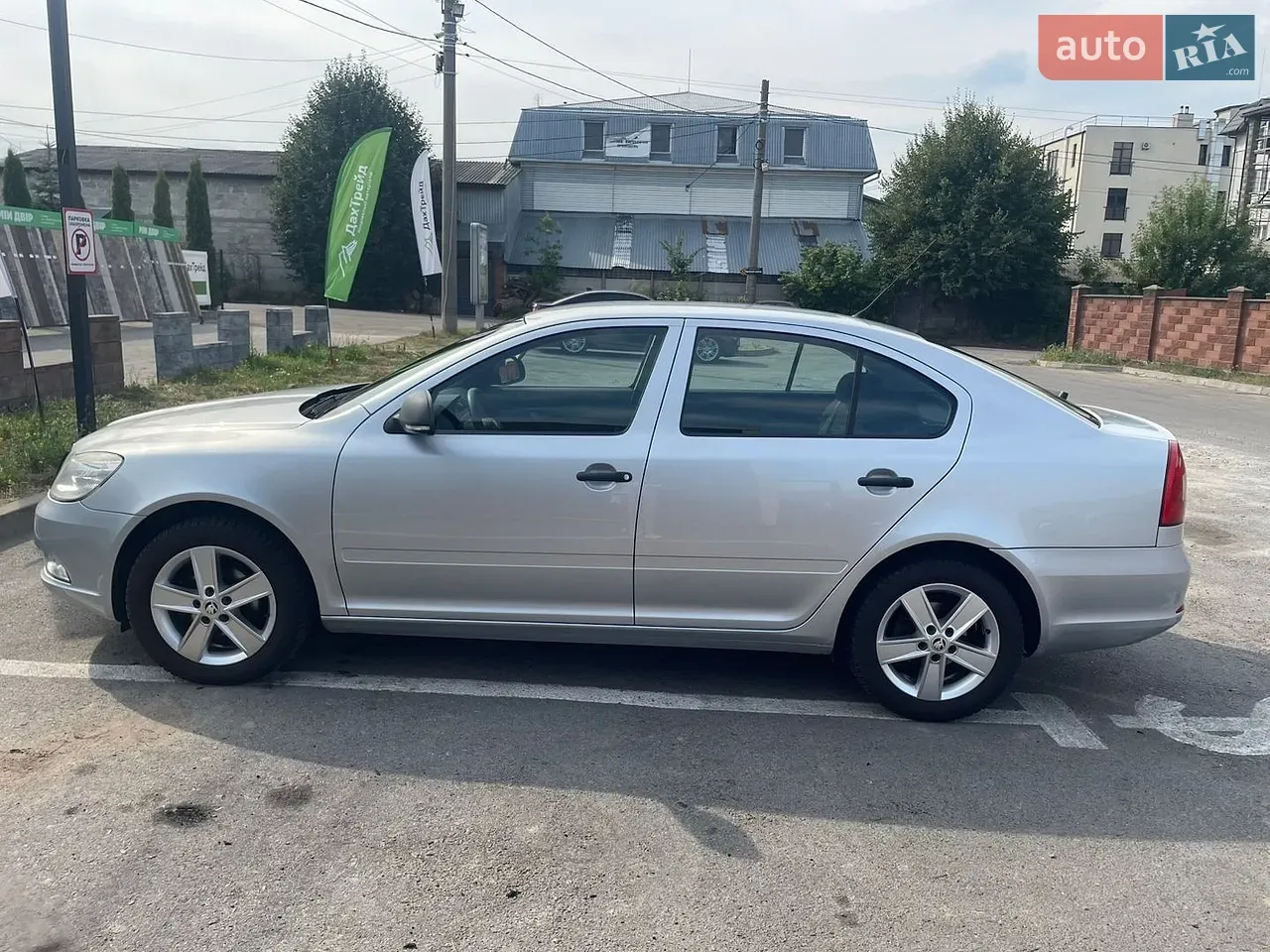 Skoda Octavia 2009 photo 4