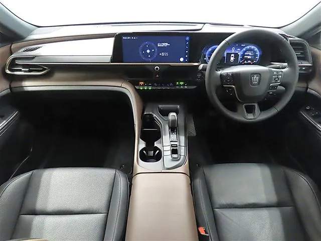 Toyota Crown Crossover 2023 photo 3