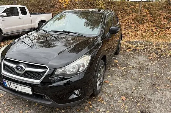 Subaru Xv 2012 photo 2