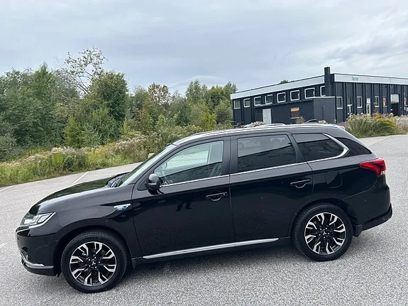 Mitsubishi Outlander 2016 photo 4