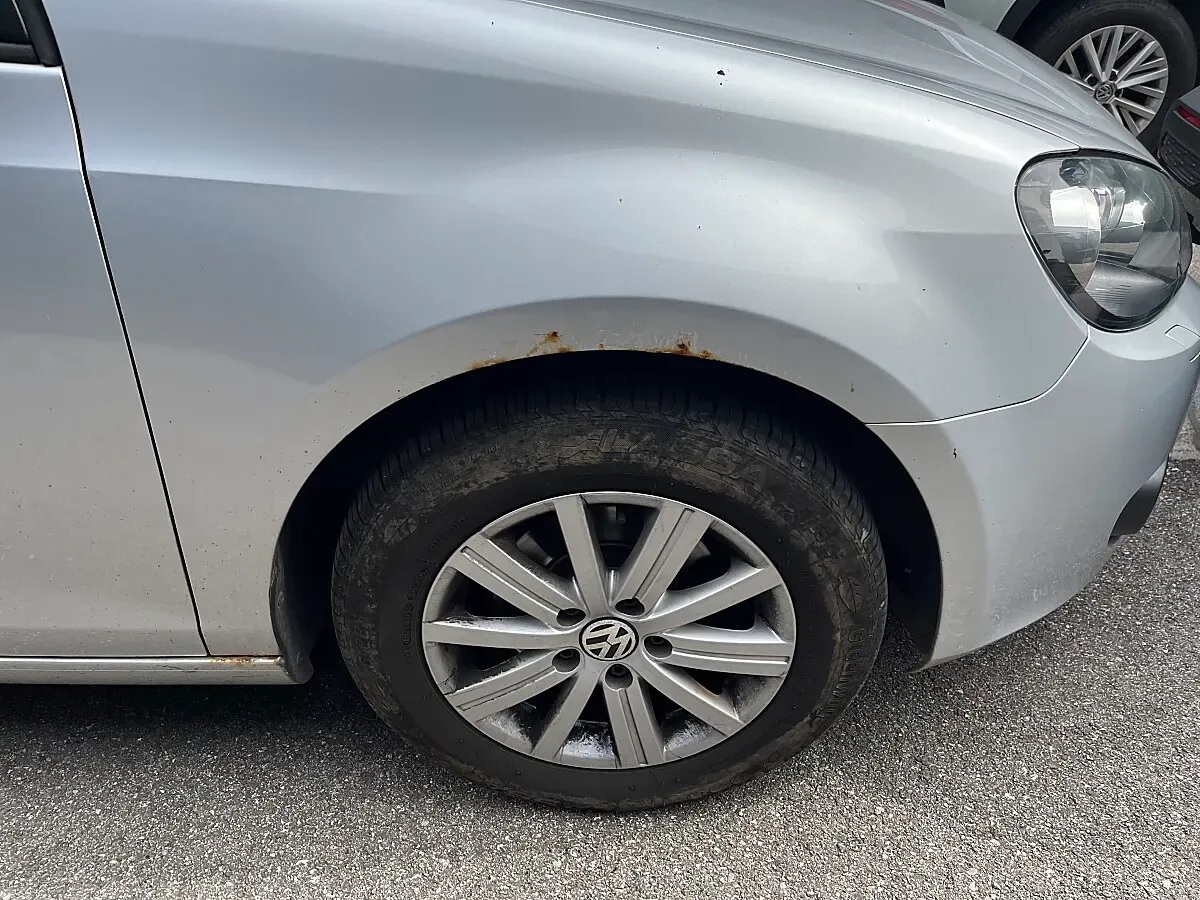 Volkswagen Golf 2011 photo 3