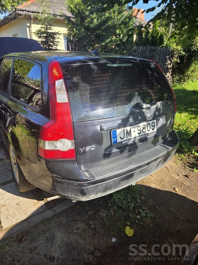 Volvo V50