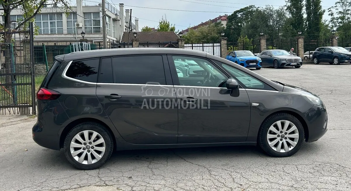 Opel Zafira 2014 photo 4